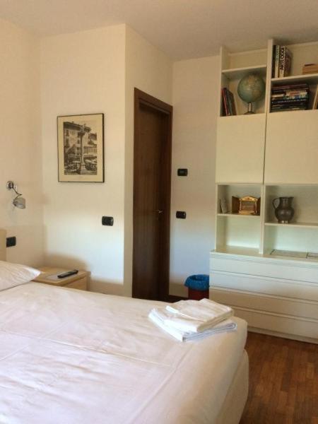 Adige Penthouse Aparthotel Verona Bagian luar foto