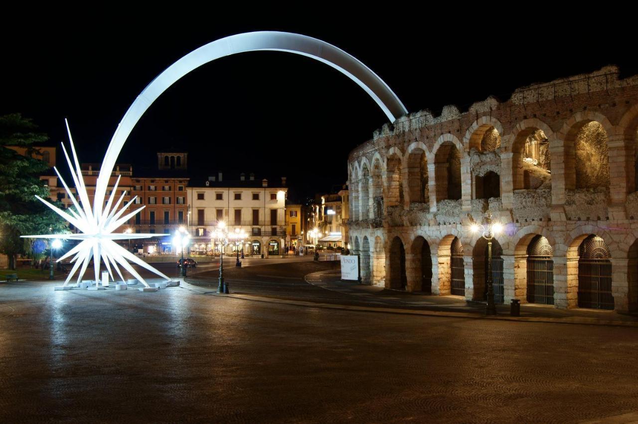 Adige Penthouse Aparthotel Verona Bagian luar foto
